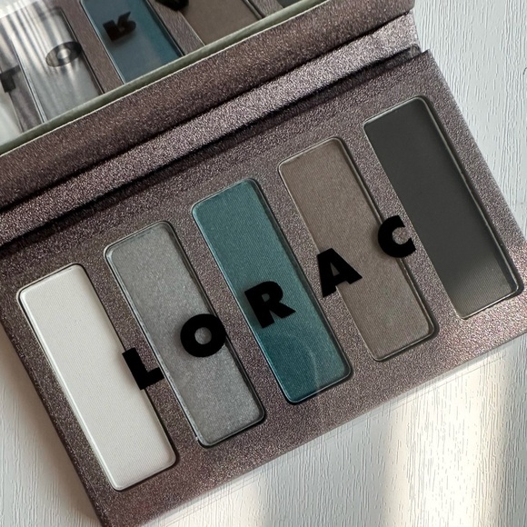 LORAC Eyeshadow Palette - Picture 1 of 5